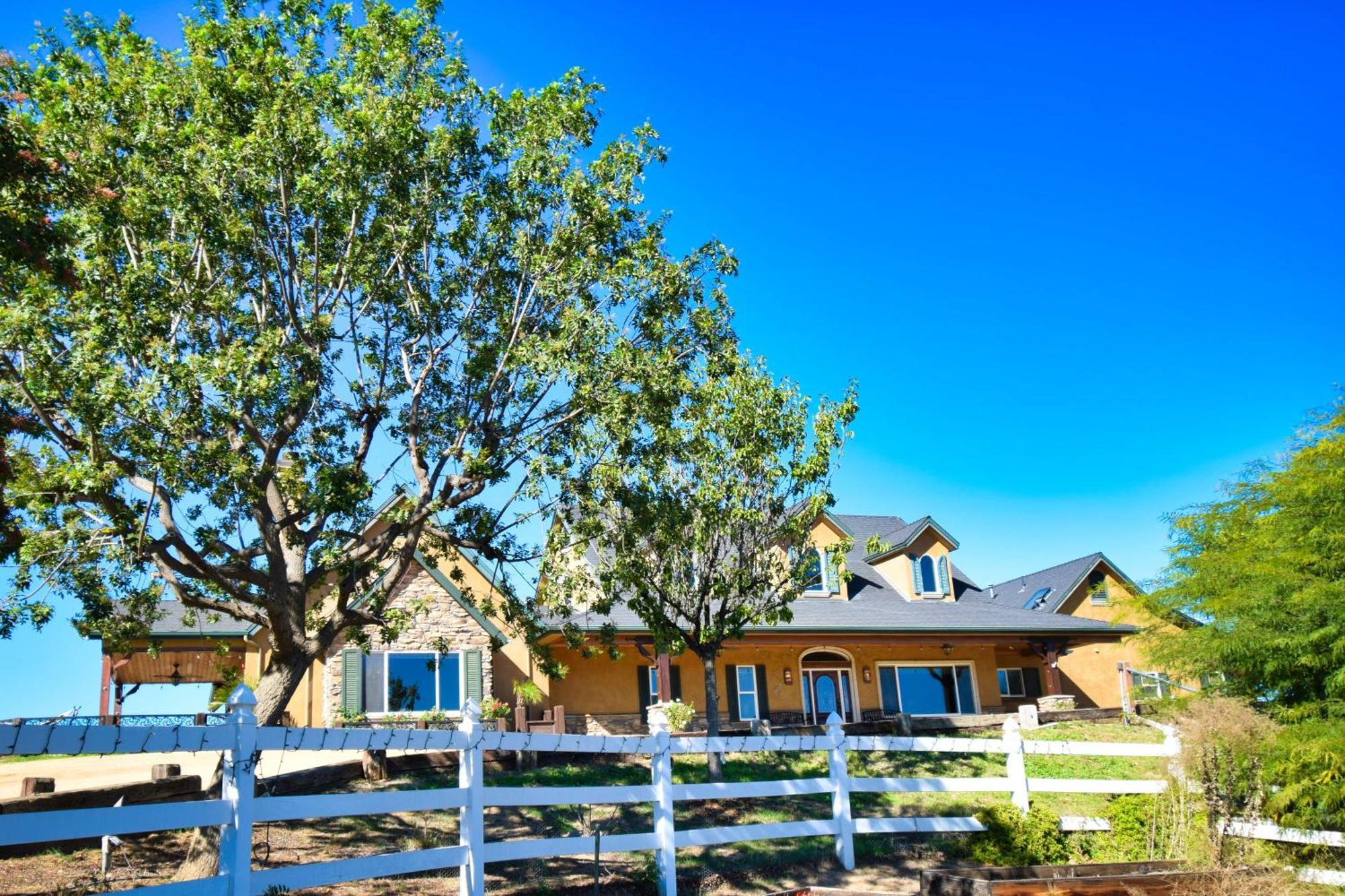 Hotel Peppertree Lane Ranch -- Seven-Acre Ranch In The Heart Of Wine Country Temecula Esterno foto